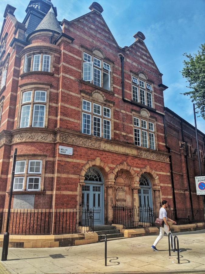 2 Bedroom Apartment In Kentish Town Londra Exterior foto